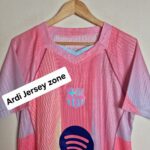 Barcelona pink Player edition kit - Image 2