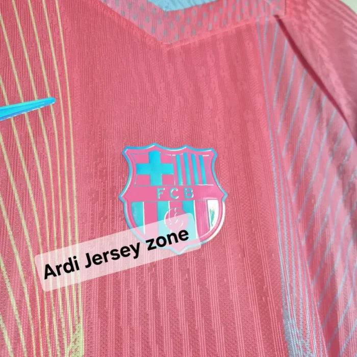 Barcelona pink Player edition kit - Image 3