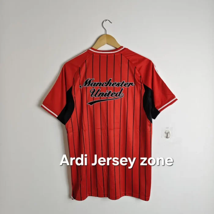 Manchester United Travel Shirt - Image 2