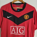 Manchester United 2009-10 home kit - Image 3