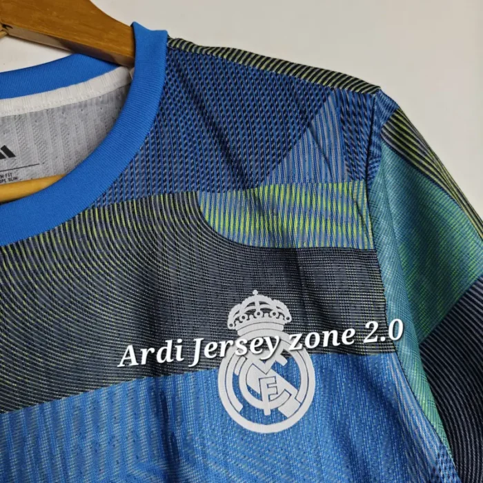Real madrid training kit Player edition - Image 4