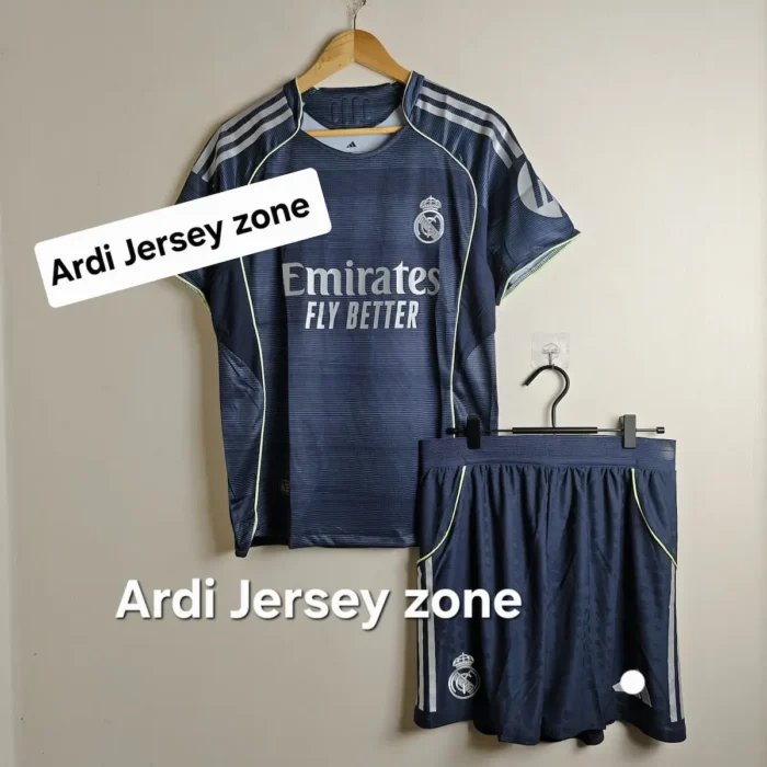 Real Madrid 2025 away Kit Player edition set - Image 1