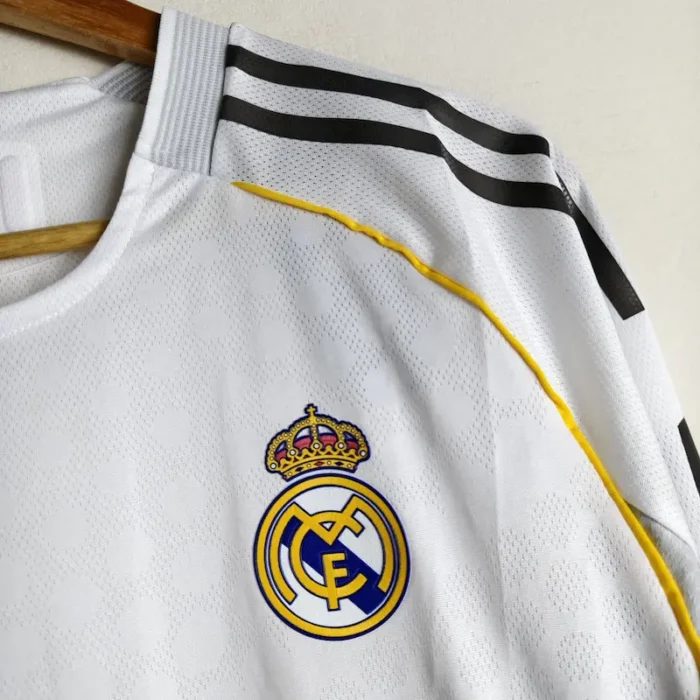 Real Madrid 2025 - 26 home kit Player edition Full Sleeve - Image 5