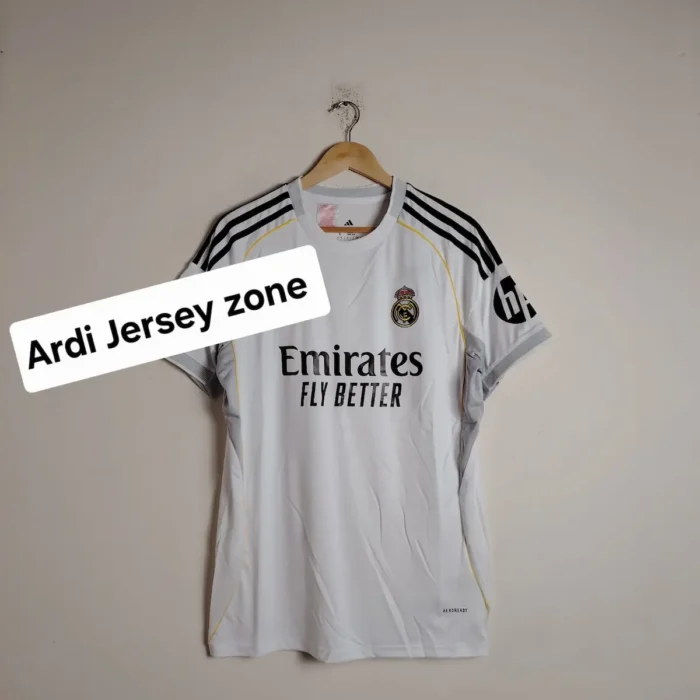 Real Madrid 2025 -26 home kit fan edition - Image 1