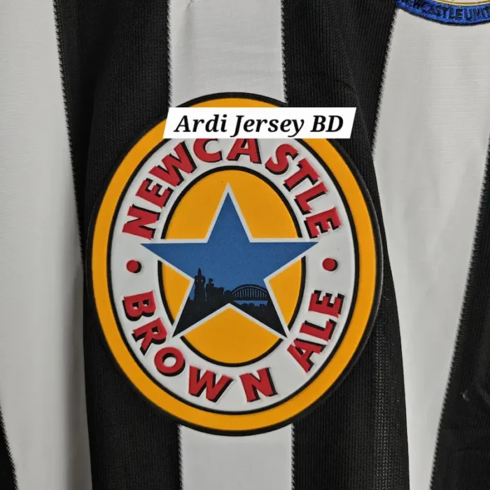 New Castle 1996-97 home kit Retro - Image 3