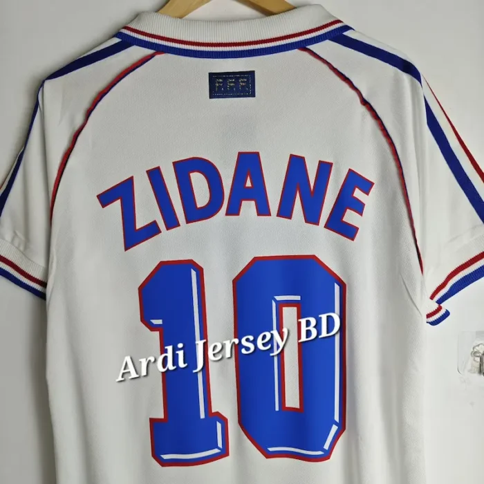 France 1998 away retro kit - Image 4