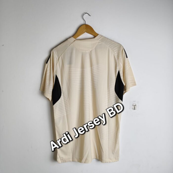 Real Madrid New training kit Player edition - Image 2