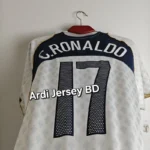 Portugal 2004 away kit retro - Image 3
