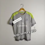 Real Madrid 2015 - 16 away kit retro