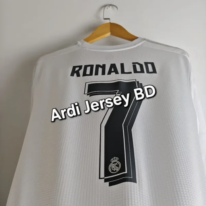 Real Madrid 2015/16 home kit retro full sleeve - Image 6