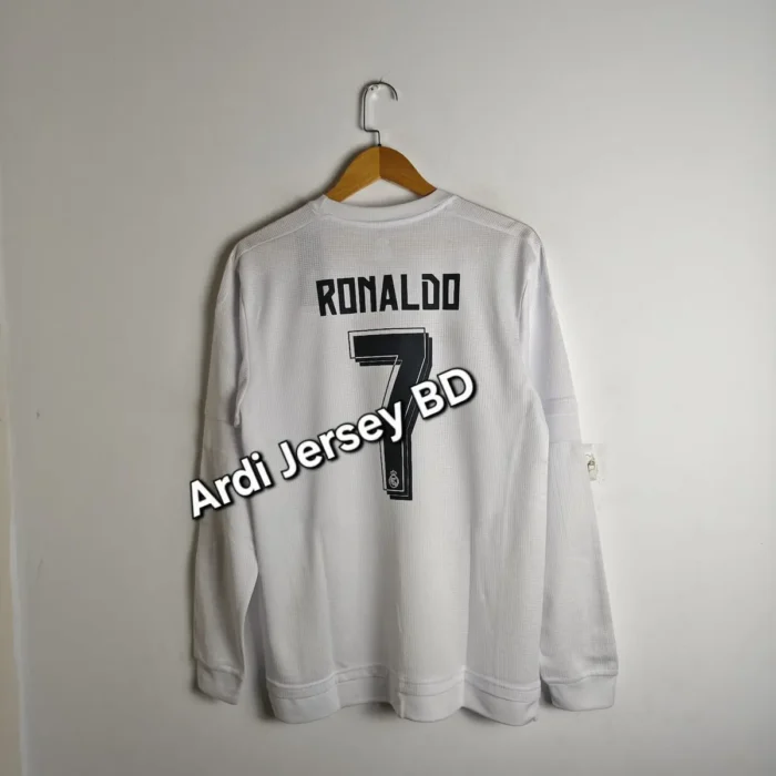 Real Madrid 2015/16 home kit retro full sleeve - Image 3