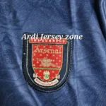 Arsenal 95/96 away ki retro - Image 3