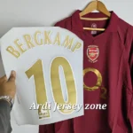 Arsenal 2005/06 home kit Full sleeve retro - Image 3
