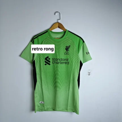 Liverpool GK kit player edition