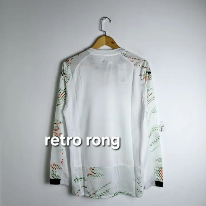 Portugal 2025 - 26 away kit player edition Full sleeve - Image 2