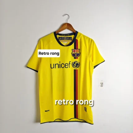 Barcelona 2008-09 away kit