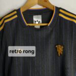 Manchester United Terrace icon 2025 - 26 player edition - Image 4