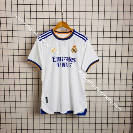 Real Mdrid 2021-22 home kit player edition